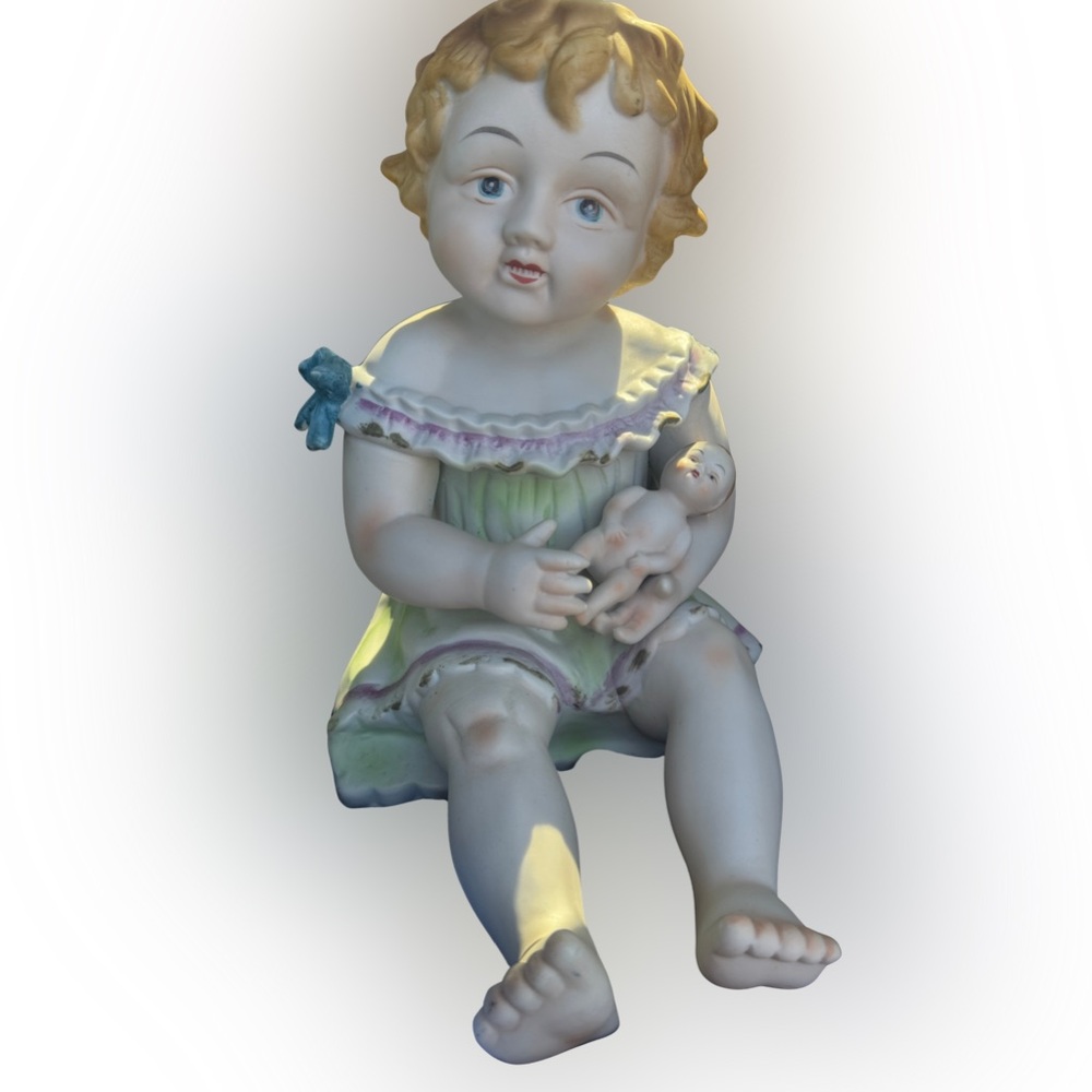 Antique German Boehme Porcelain Piano Statue 11.5” Little Girl Holding Doll